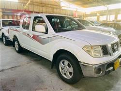 نيسان نافارا